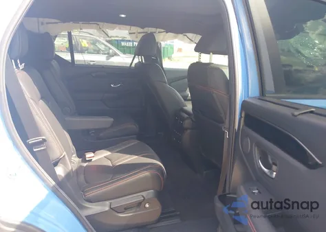 2025 Honda Pilot Trailsport z USA, uszkodzony, nr VIN 5FNYG1H65SB025896